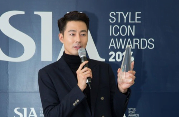 Gambar Aktor Korea yang Berhasil Mendapatkan Banyak Penghargaan 5 - KTIZEN.COM