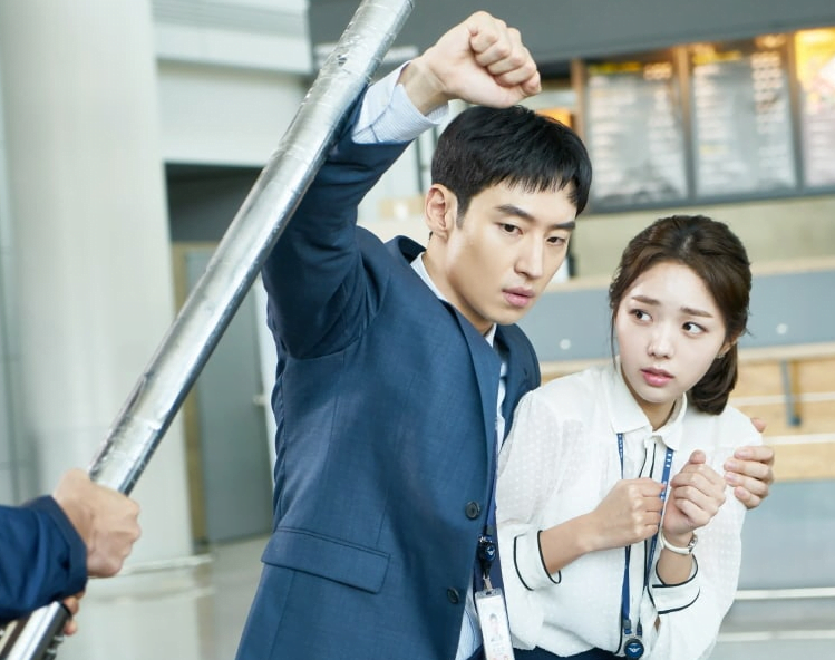 Gambar Berperan Sebagai Laki-laki Dingin, Tokoh-tokoh Ini Justru Menarik perhatian Para Penggemar Serial Drama Korea 5 - KTIZEN.COM