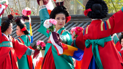 Gambar Tradisi dan Budaya Korea Selatan yang Wajib Anda Ketahui Sebelum Berkunjung ke Sana - KTIZEN.COM