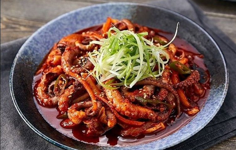 Gambar Anda Suka Pedas? Ketahui Macam-macam Makanan khas Korea Selatan yang Bikin Ketagihan 1 - KTIZEN.COM