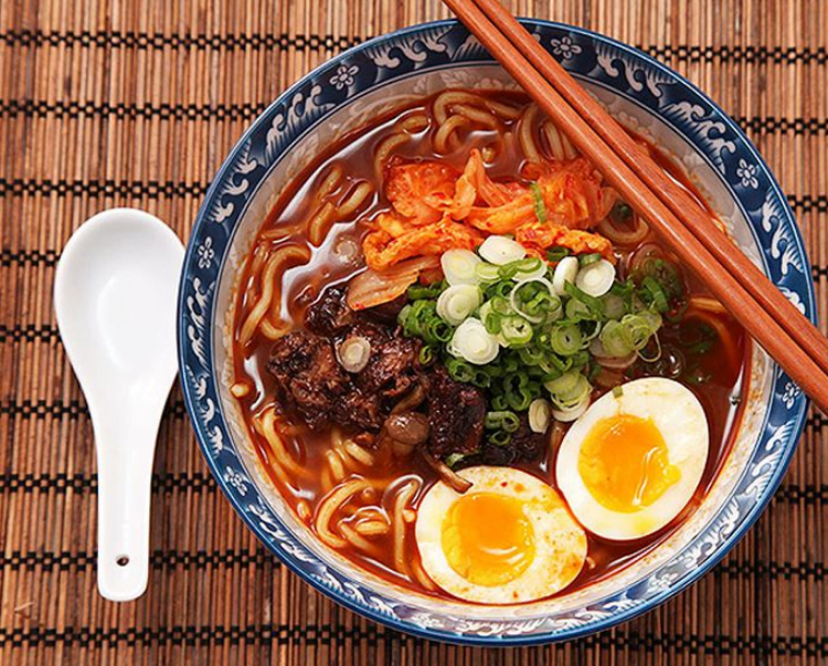 Gambar Anda Suka Pedas? Ketahui Macam-macam Makanan khas Korea Selatan yang Bikin Ketagihan 11 - KTIZEN.COM
