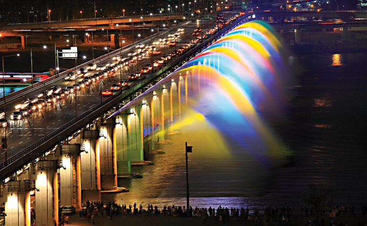 Gambar Jembatan Cantik yang Sering Muncul dalam Serial Drama Berbagai Genre 9 - KTIZEN.COM
